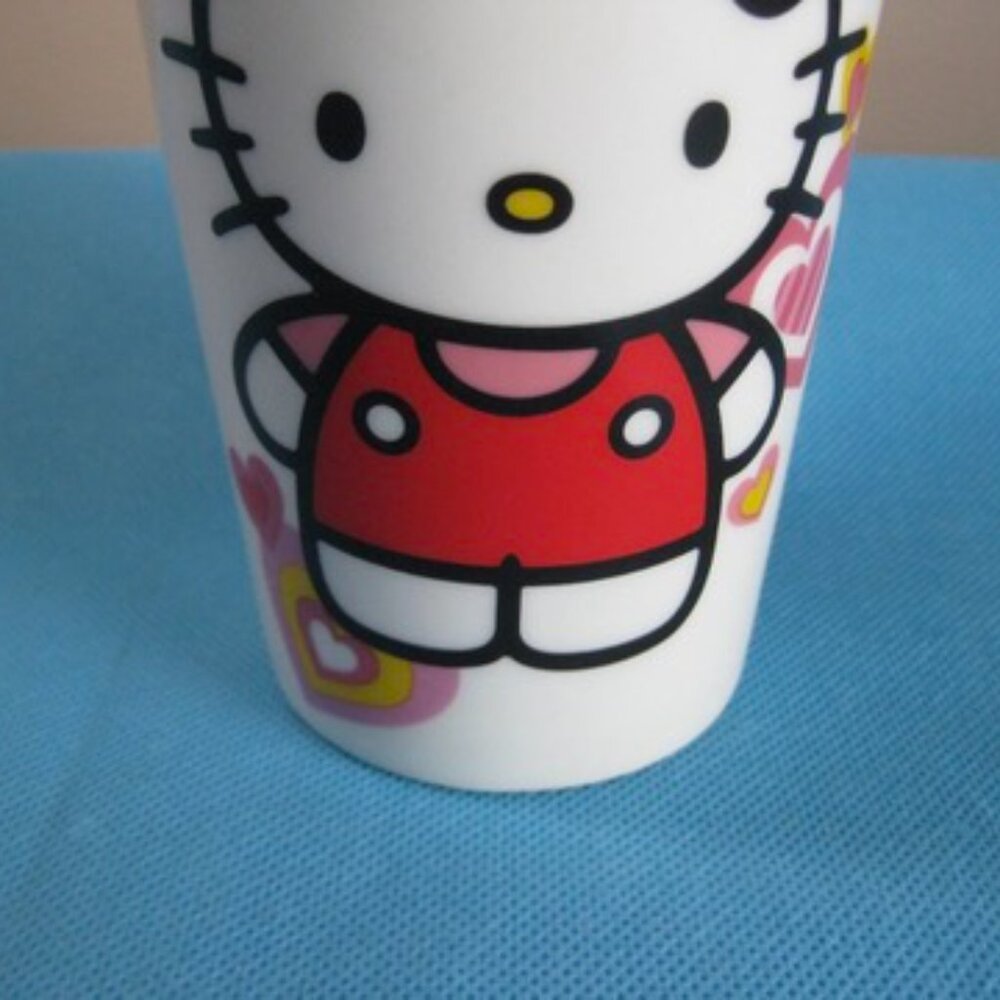 Vintage 2012 Hello Kitty Sanrio Valentine's Day Hearts Ceramic Coffee Cup - Picture 3 of 14